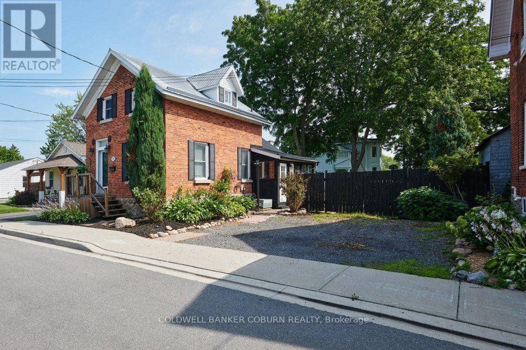 29 Ontario Street Property Photo 4