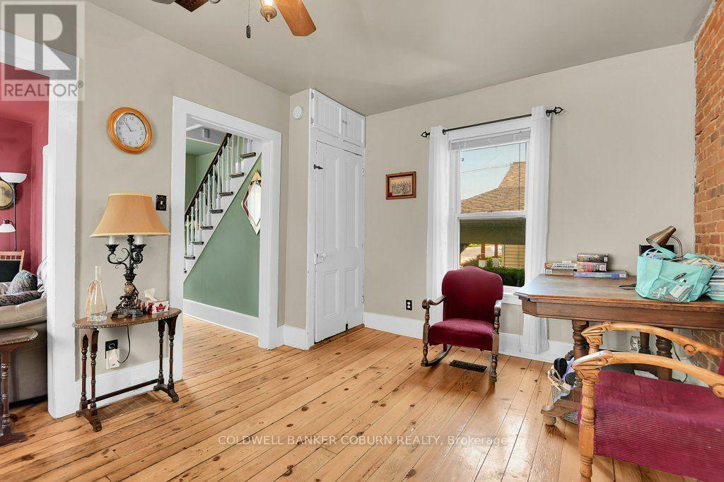 29 Ontario Street Property Photo 12