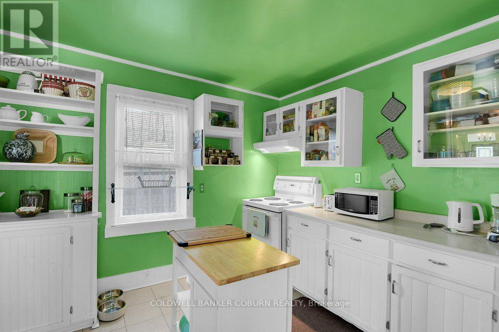 29 Ontario Street Property Photo 15