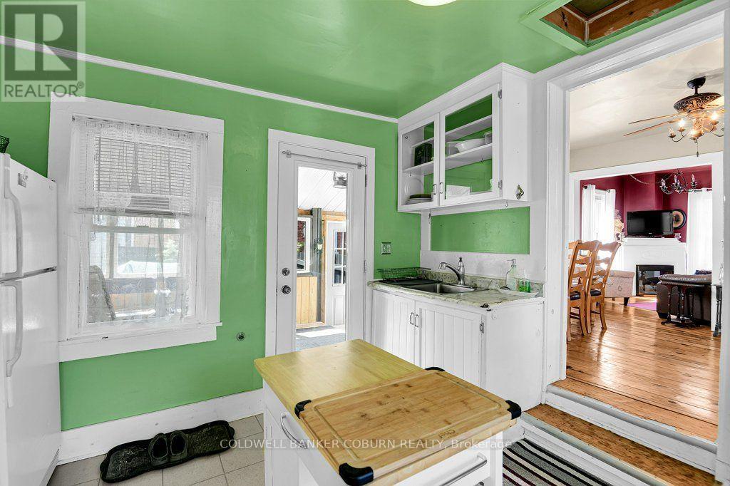29 Ontario Street Property Photo 17