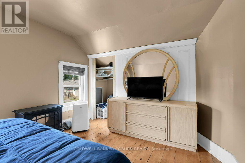 29 Ontario Street Property Photo 21