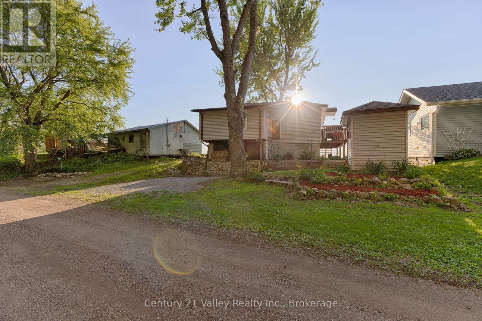 115 Greatview Trail Property Photo 31