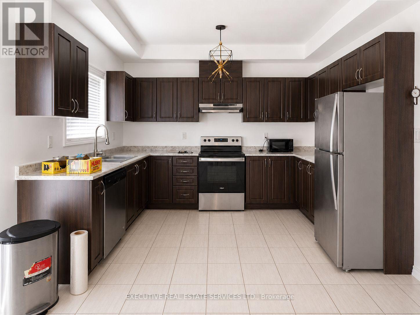 129 Seeley Avenue Property Photo 8