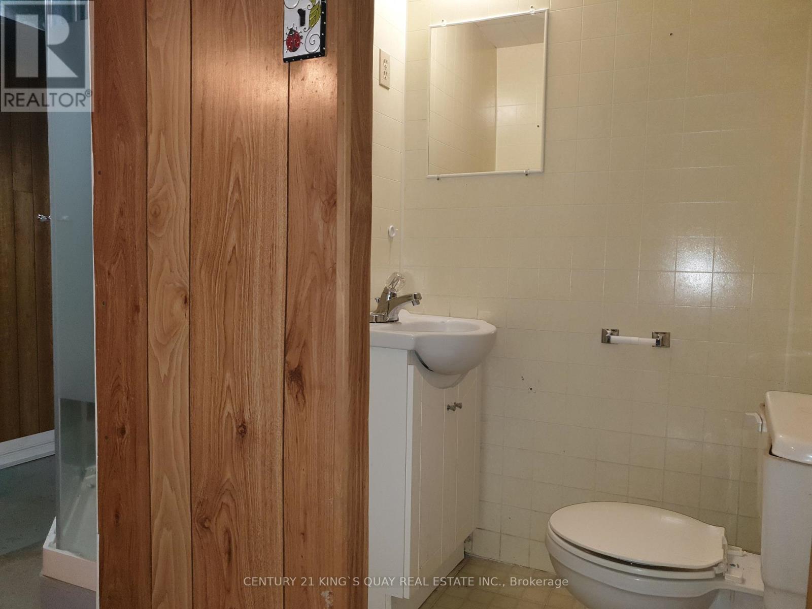 18 Manor Crescent Property Photo 22
