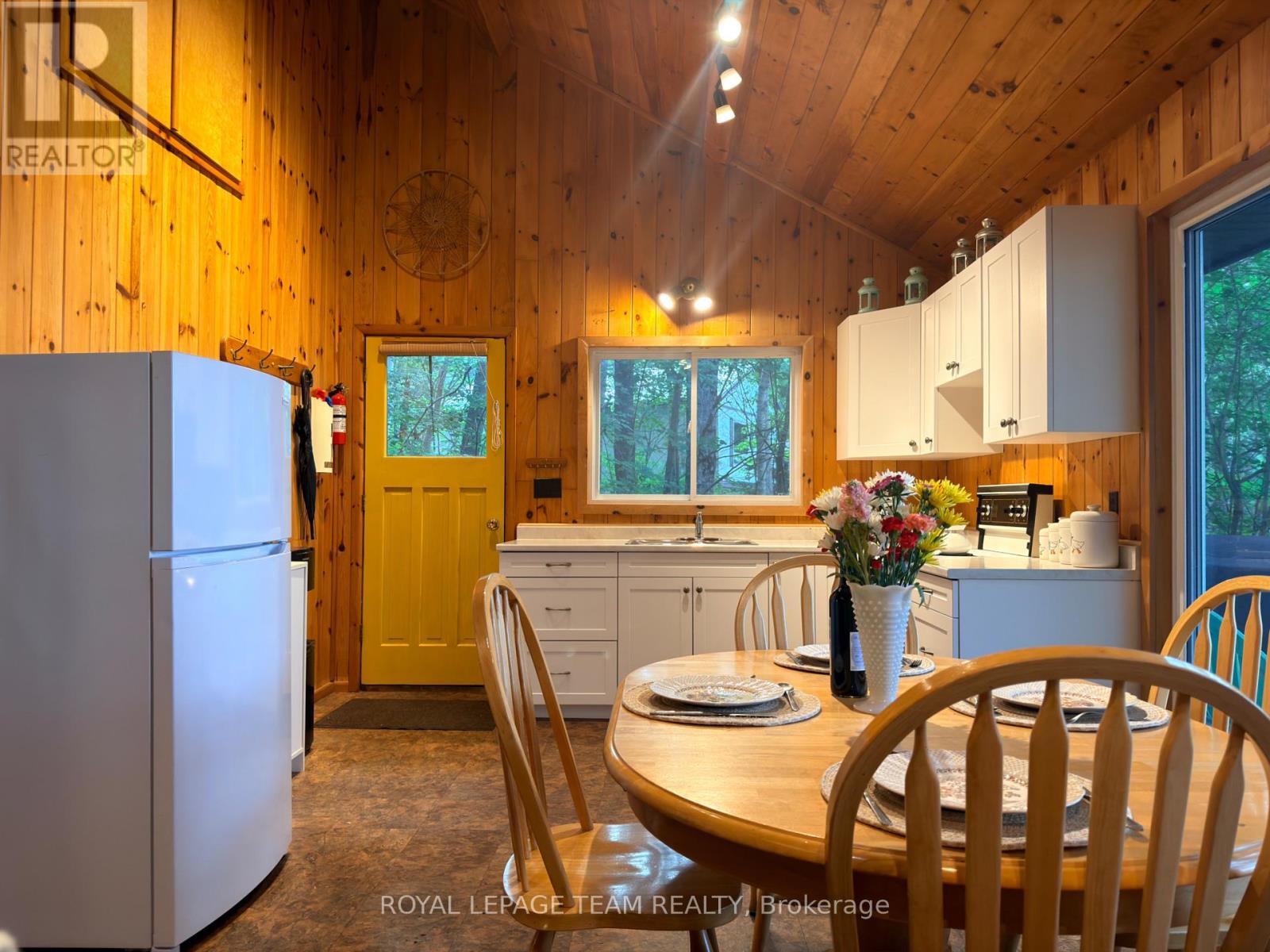 1390a River Road Property Photo 7