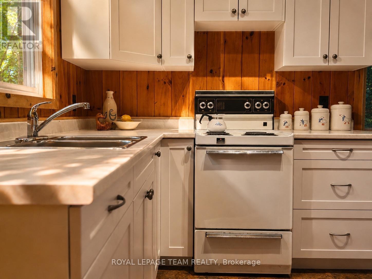1390a River Road Property Photo 8