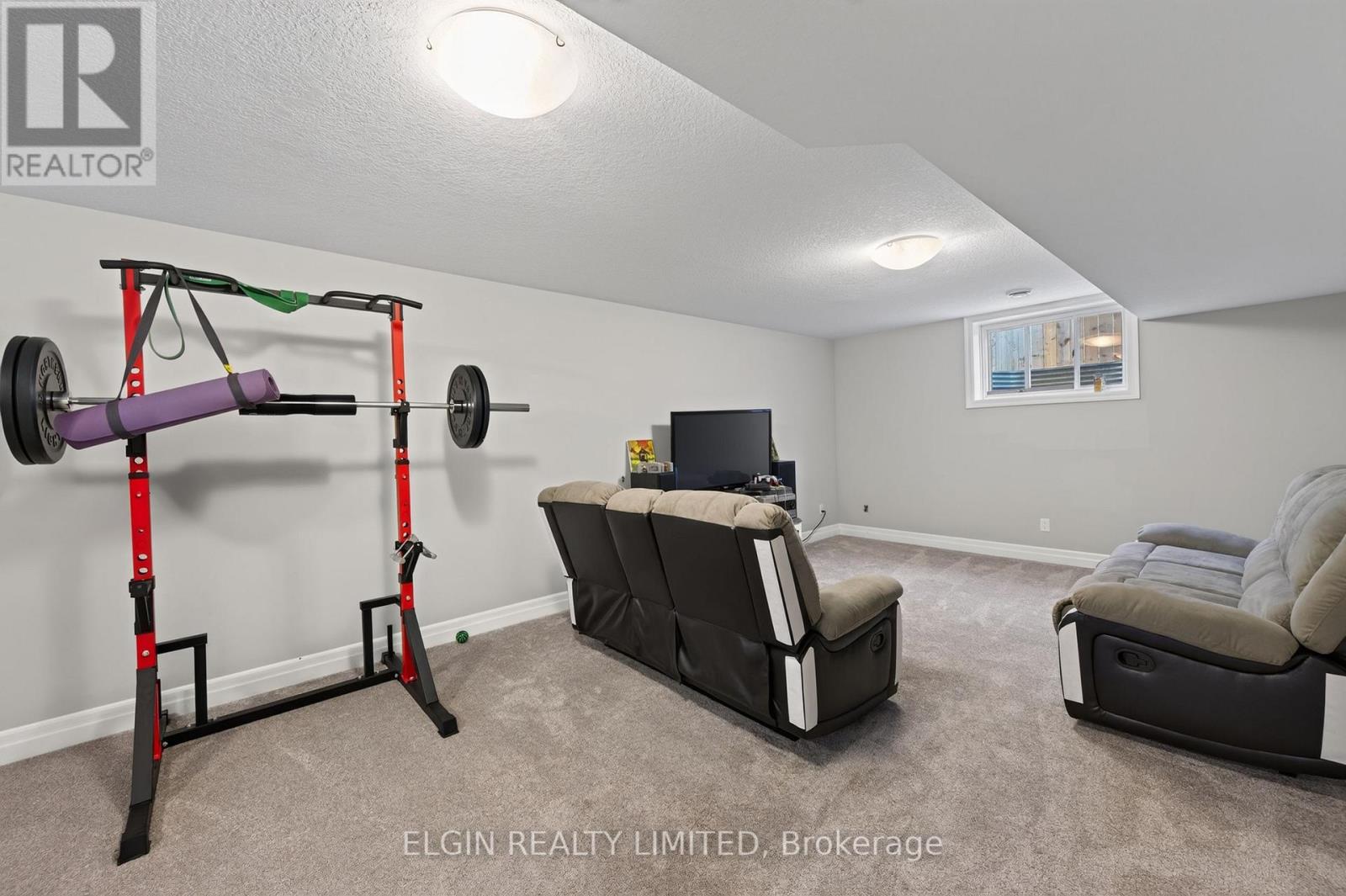 14 Muirfield Drive Property Photo 33