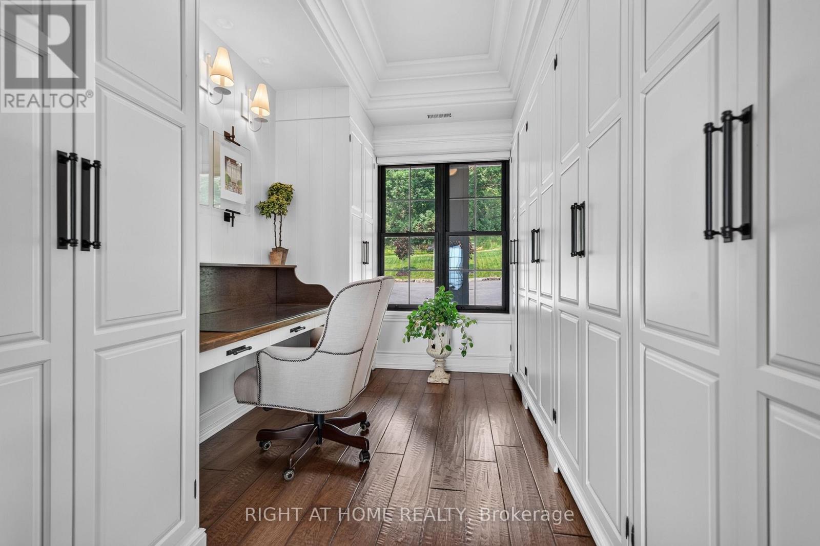 24 King Pitt Road Property Photo 14