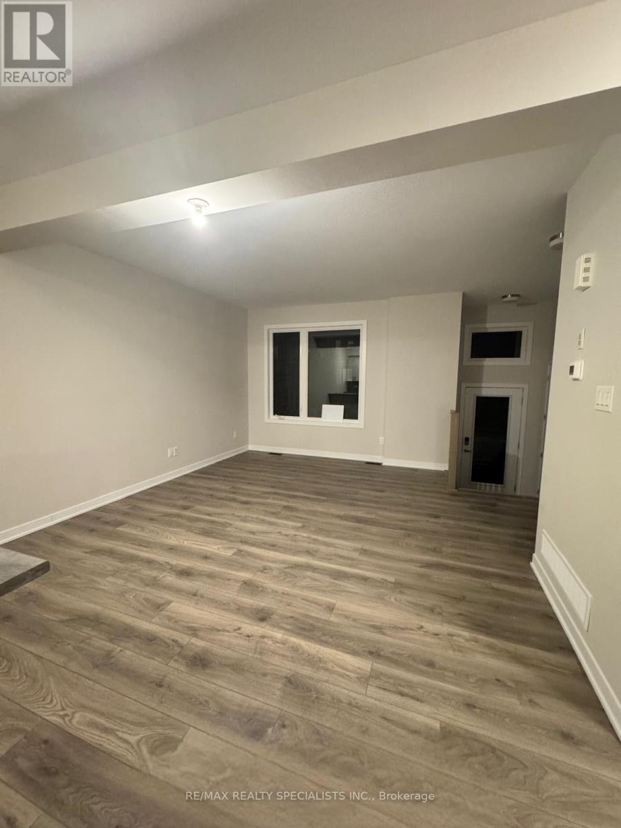 228 Speckled Alder Row Property Photo 1