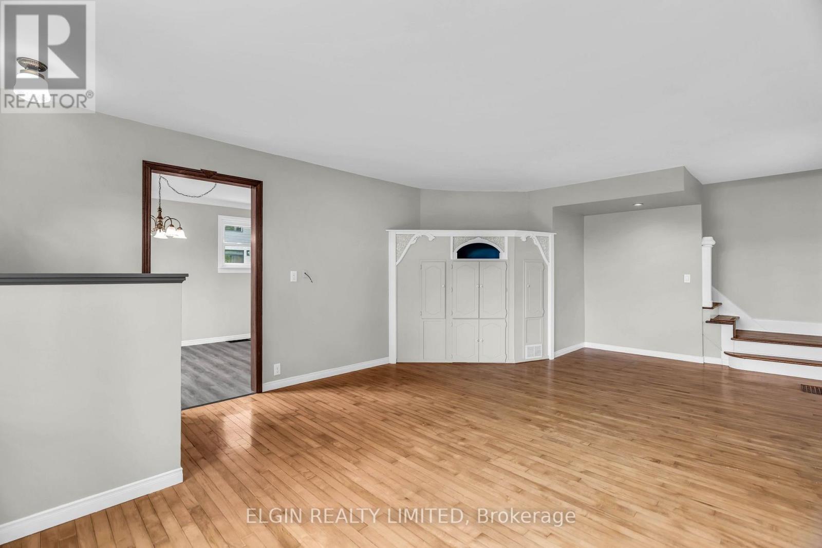 43212 Southdale Line Property Photo 7