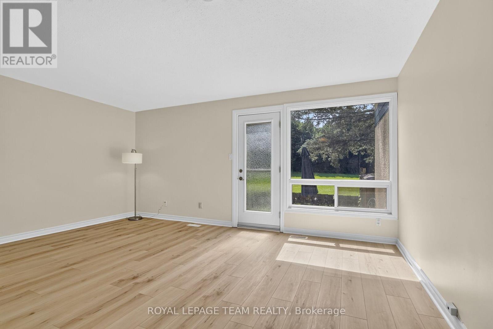120 Mcclintock Way Property Photo 13