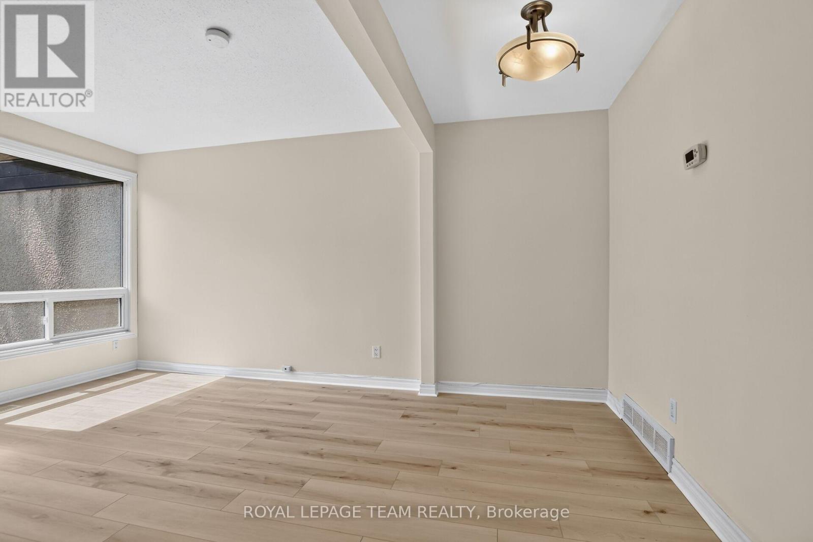 120 Mcclintock Way Property Photo 14
