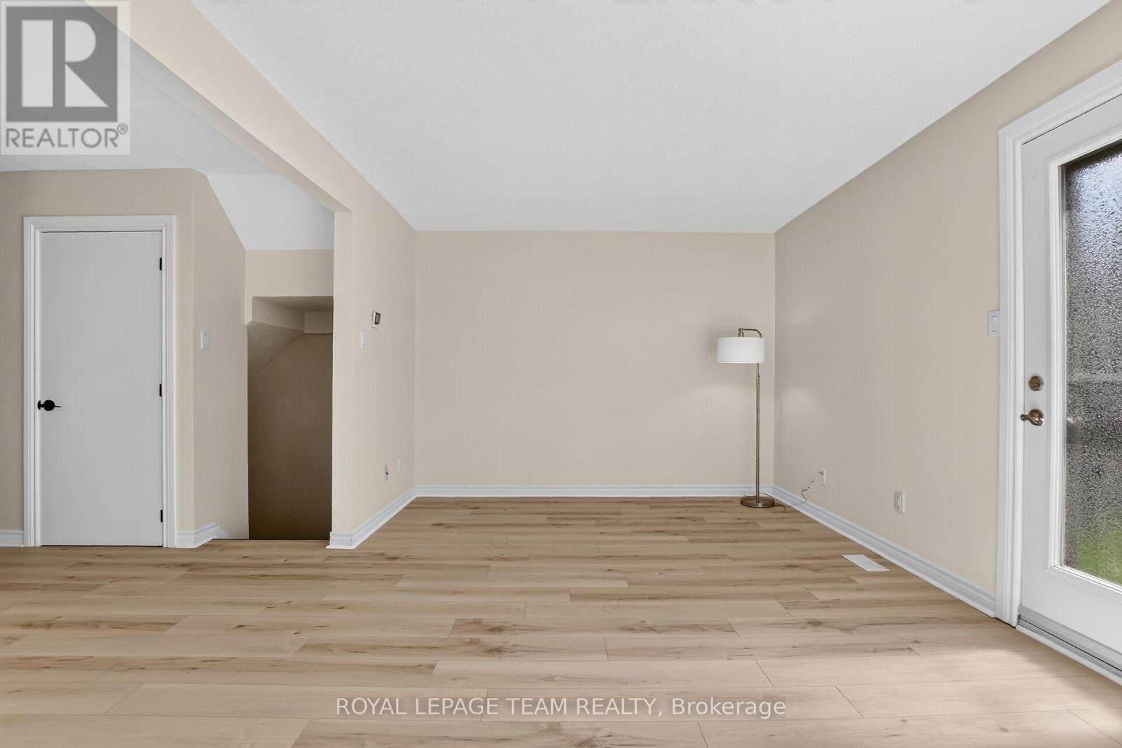 120 Mcclintock Way Property Photo 16