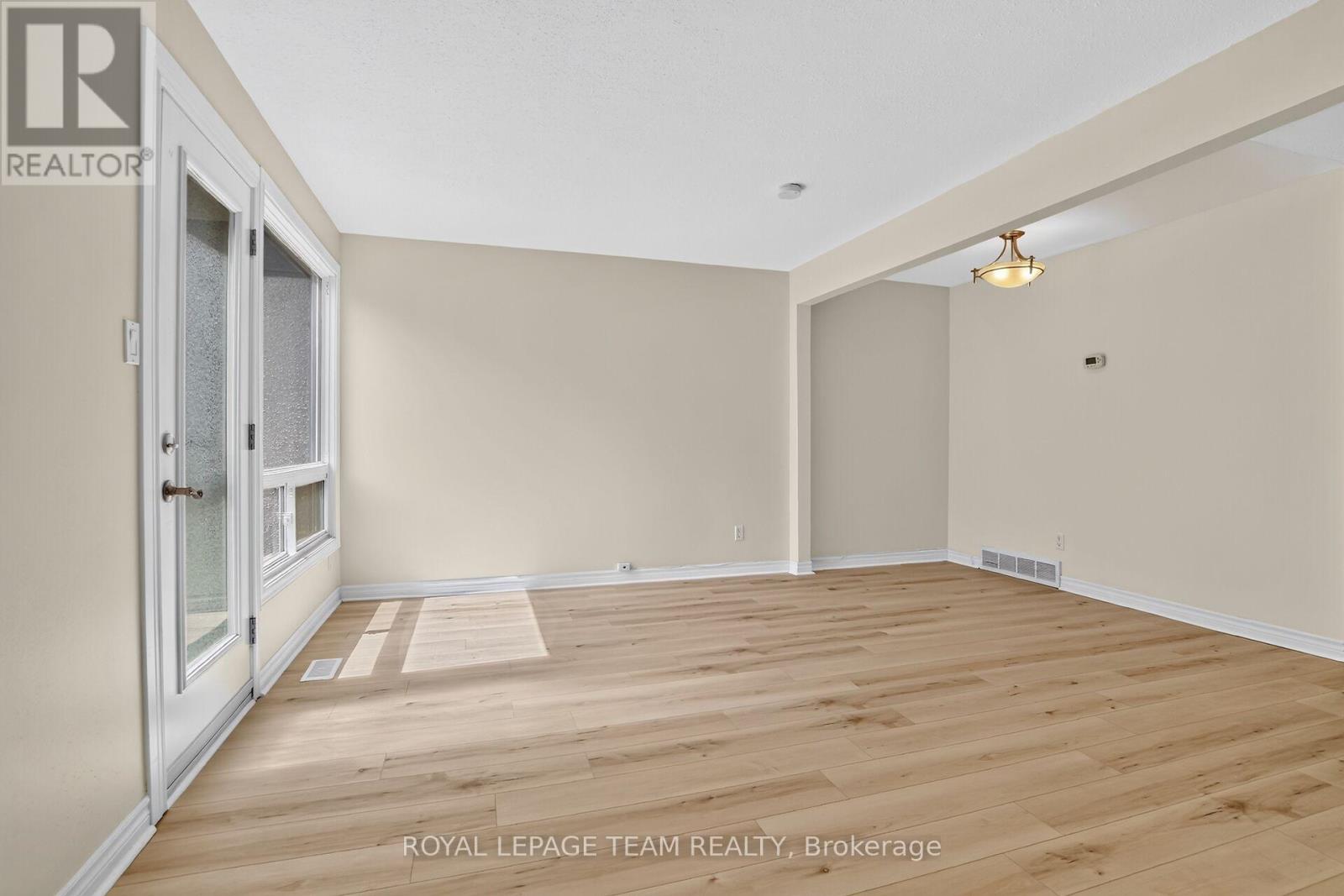 120 Mcclintock Way Property Photo 17