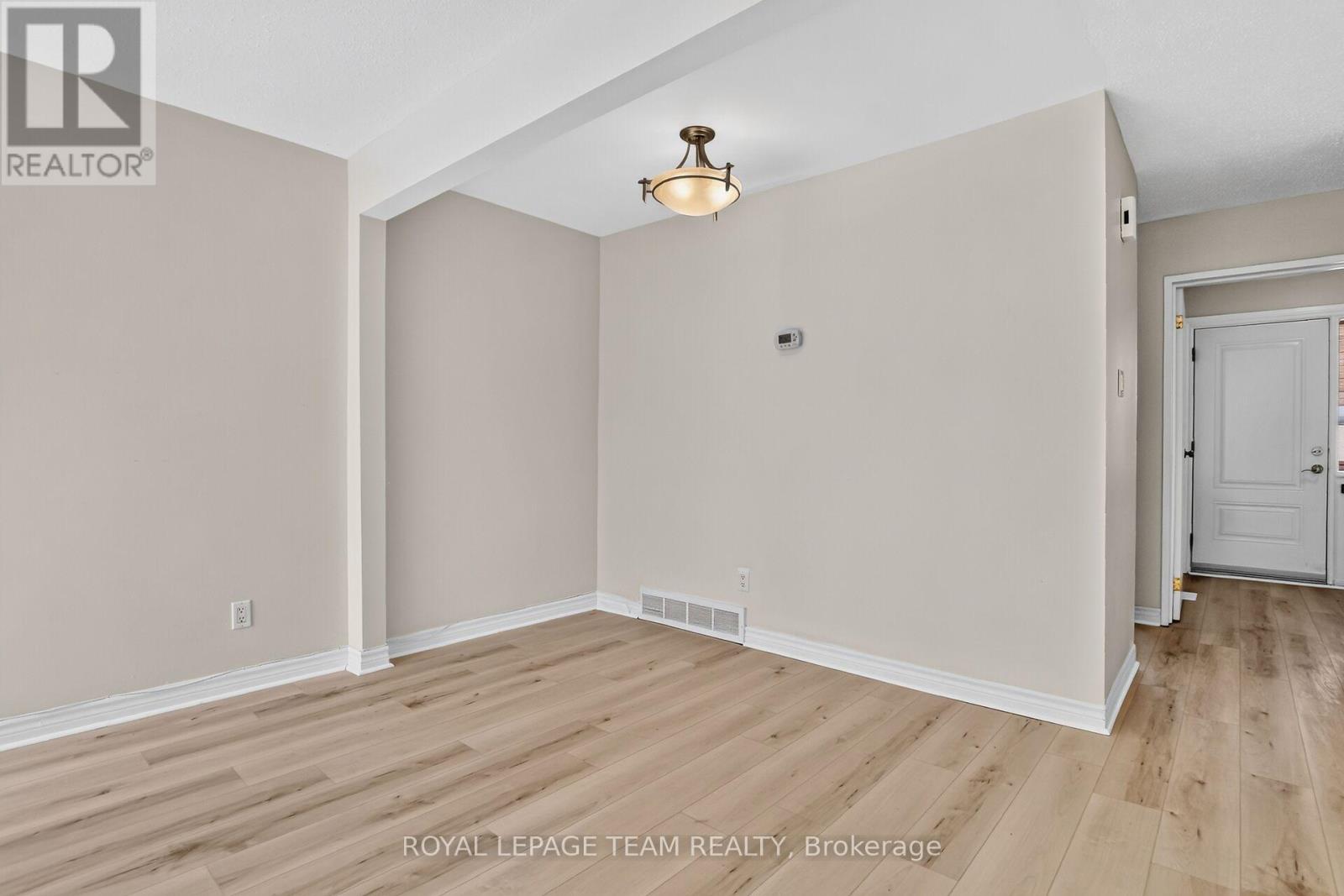 120 Mcclintock Way Property Photo 20