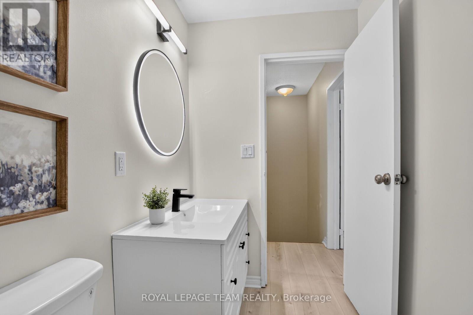 120 Mcclintock Way Property Photo 33