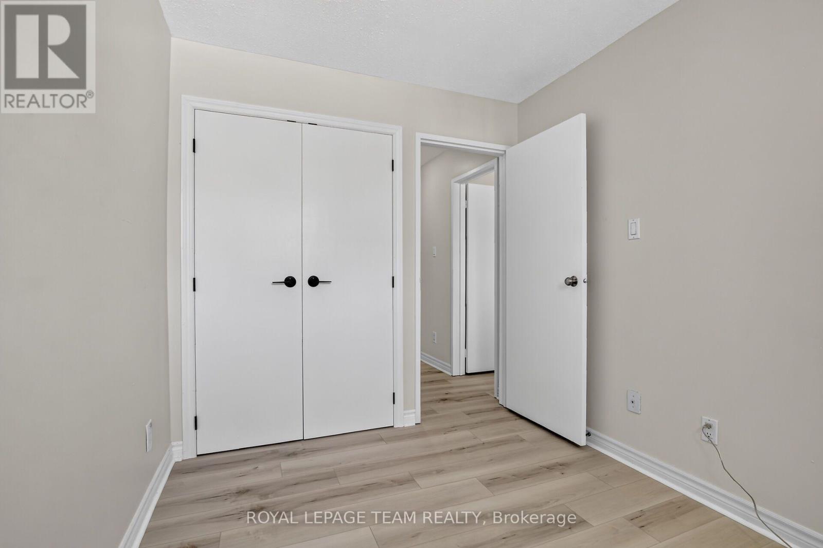 120 Mcclintock Way Property Photo 36