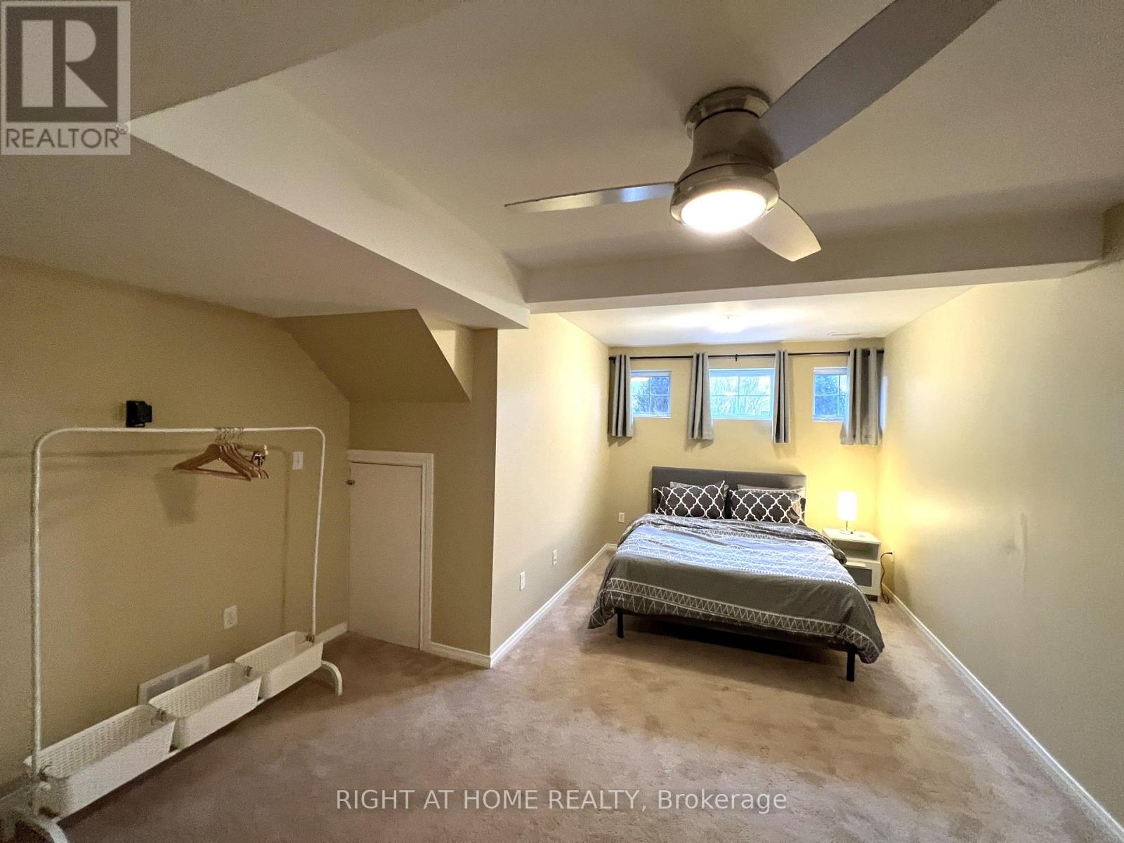 590 Arbour Crescent Property Photo 29