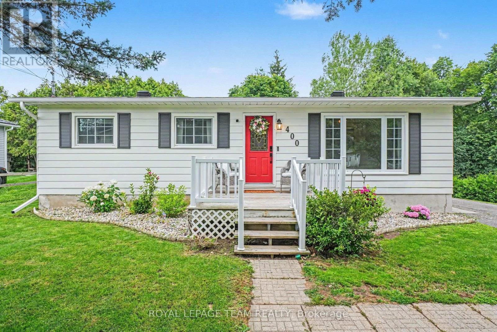400 WYLIE STREET Property Photo 1