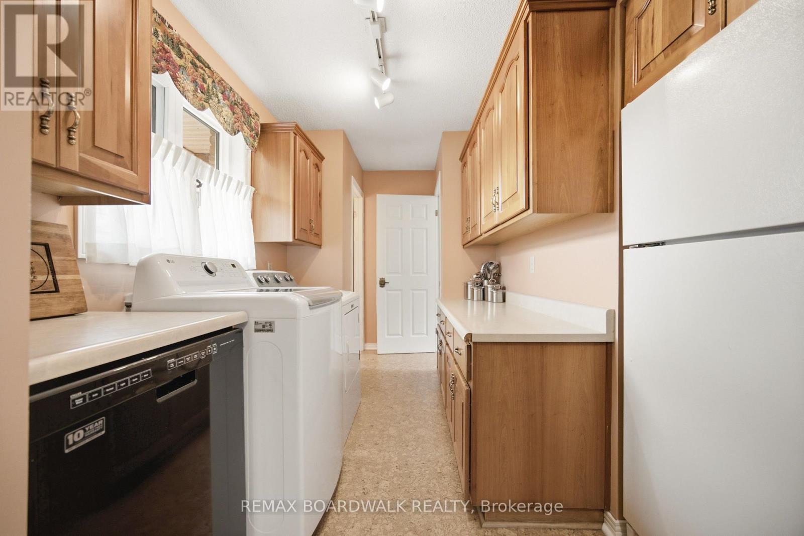 398 Mccann Road Property Photo 14