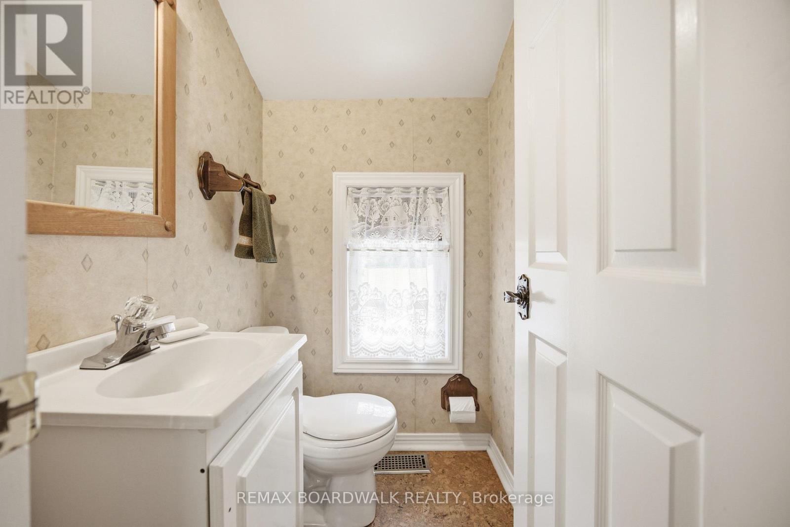 398 Mccann Road Property Photo 15