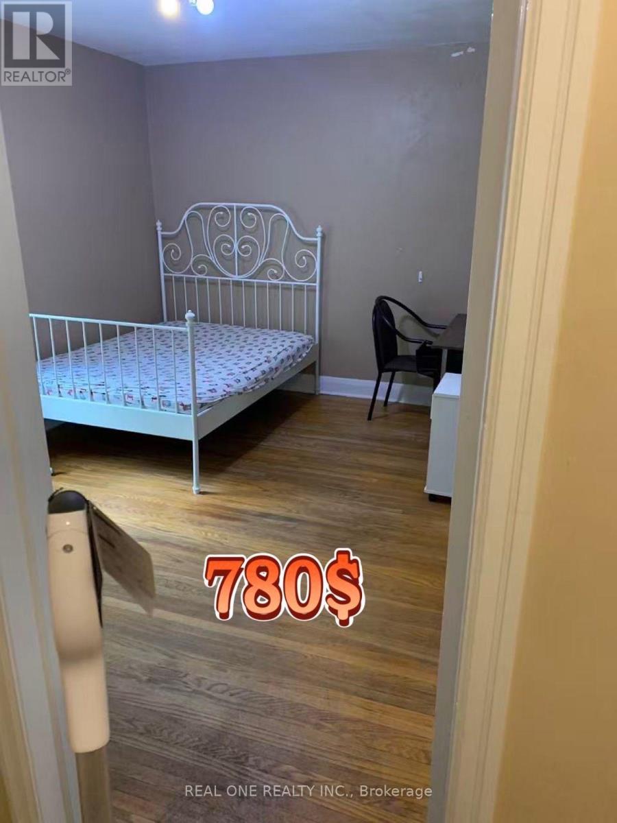 35 Bowman (b) Street Property Photo 1