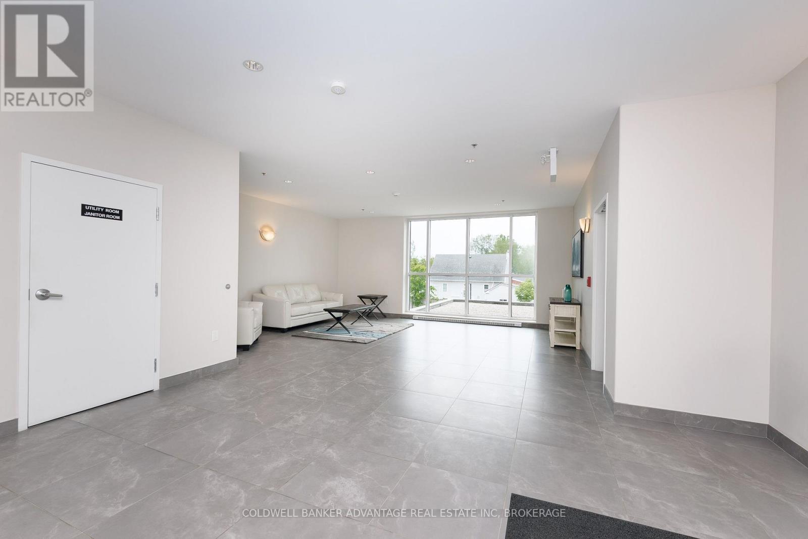 306 - 529 South Pelham Road Property Photo 17
