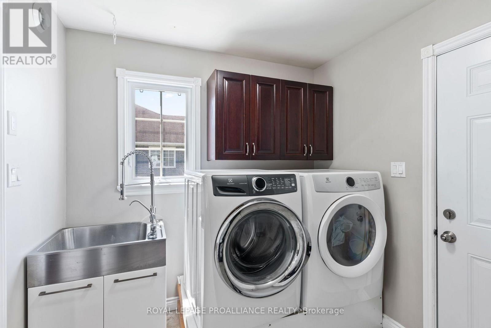 7 Albert Street Property Photo 18