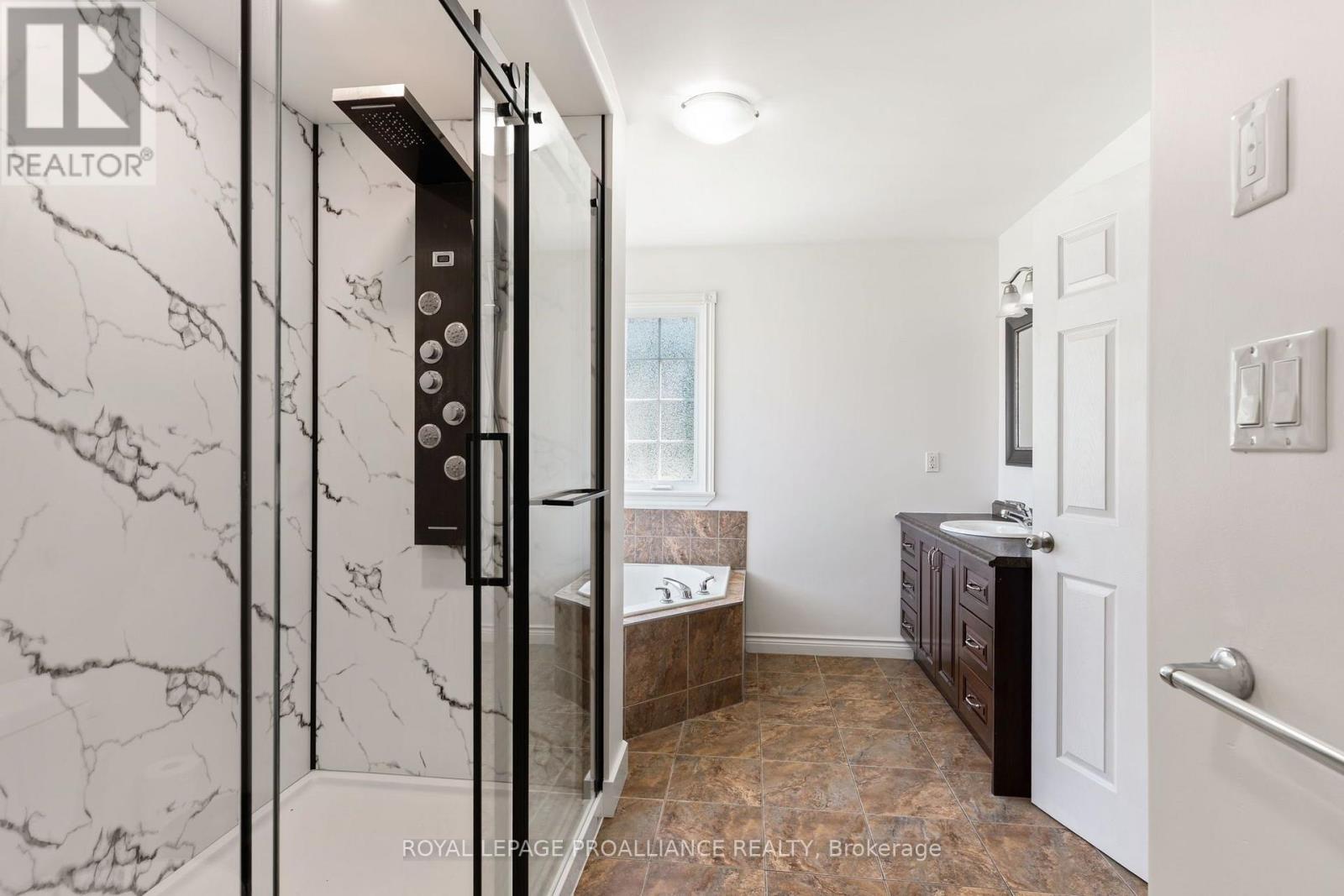 7 Albert Street Property Photo 23