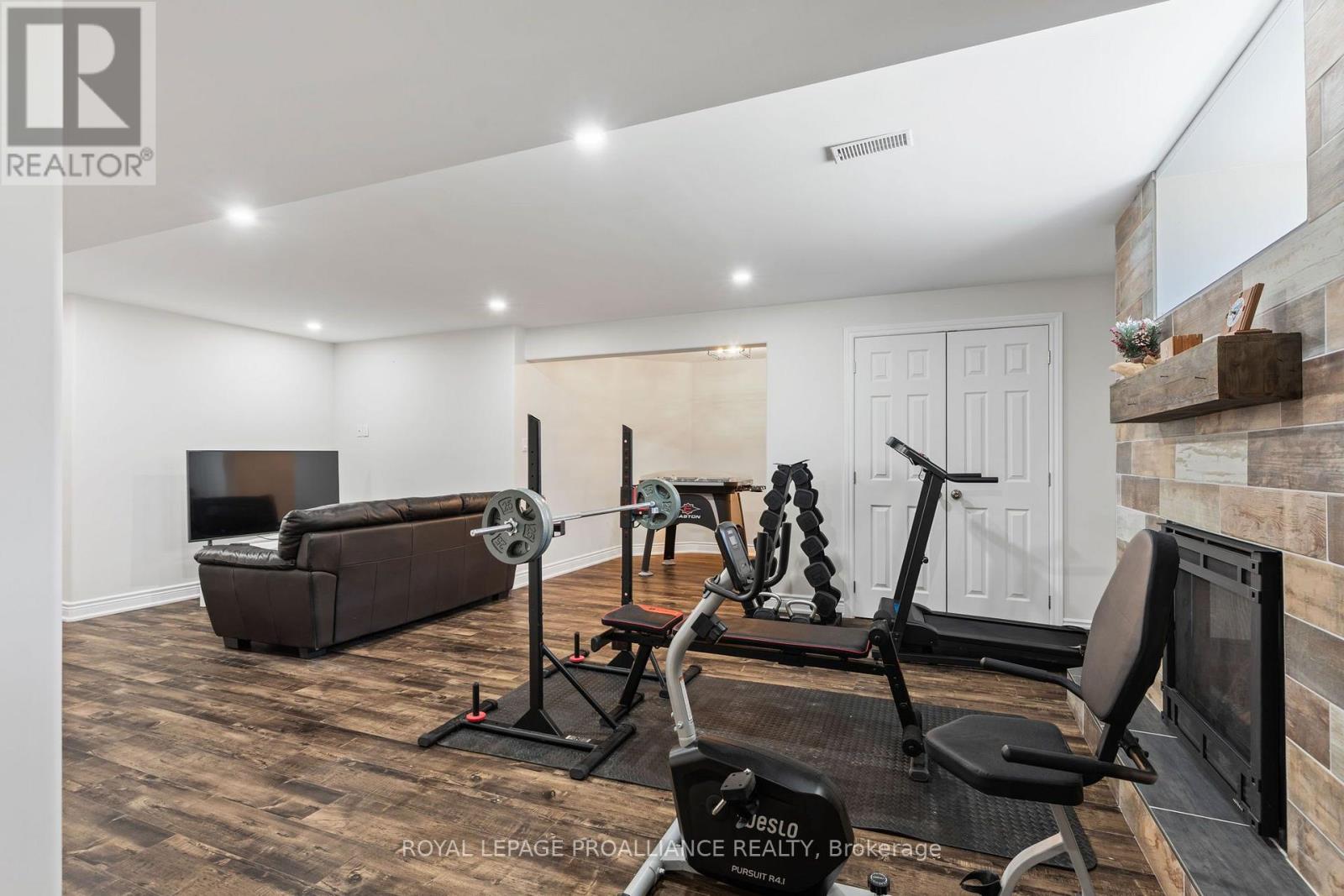 7 Albert Street Property Photo 28