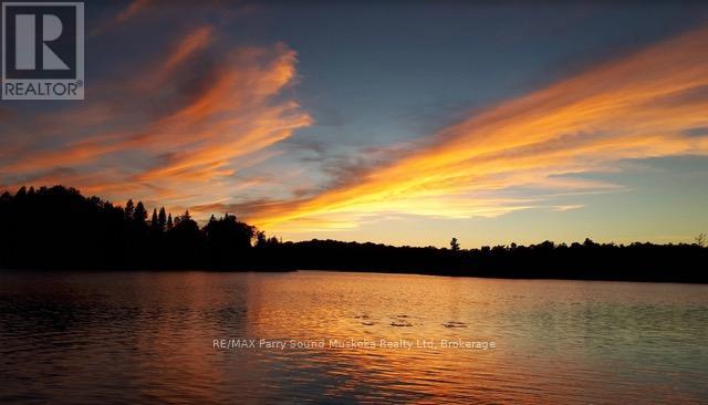 634 Wa Whitestone Lake Property Photo 2