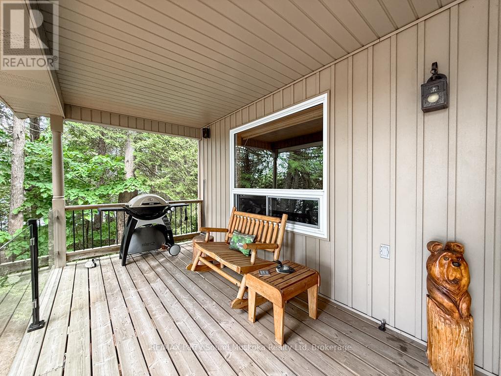 634 Wa Whitestone Lake Property Photo 6