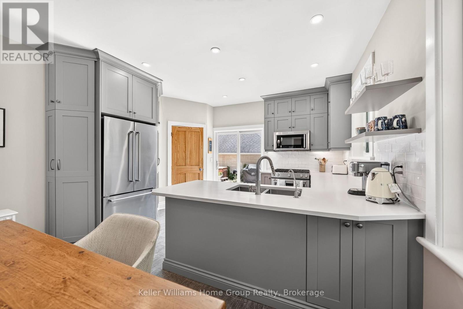 22 Sophia Street Property Photo 16