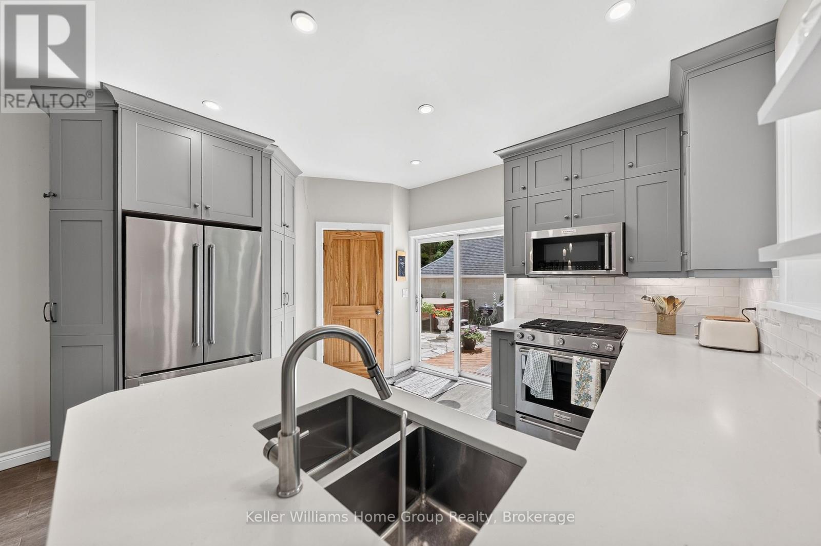 22 Sophia Street Property Photo 20