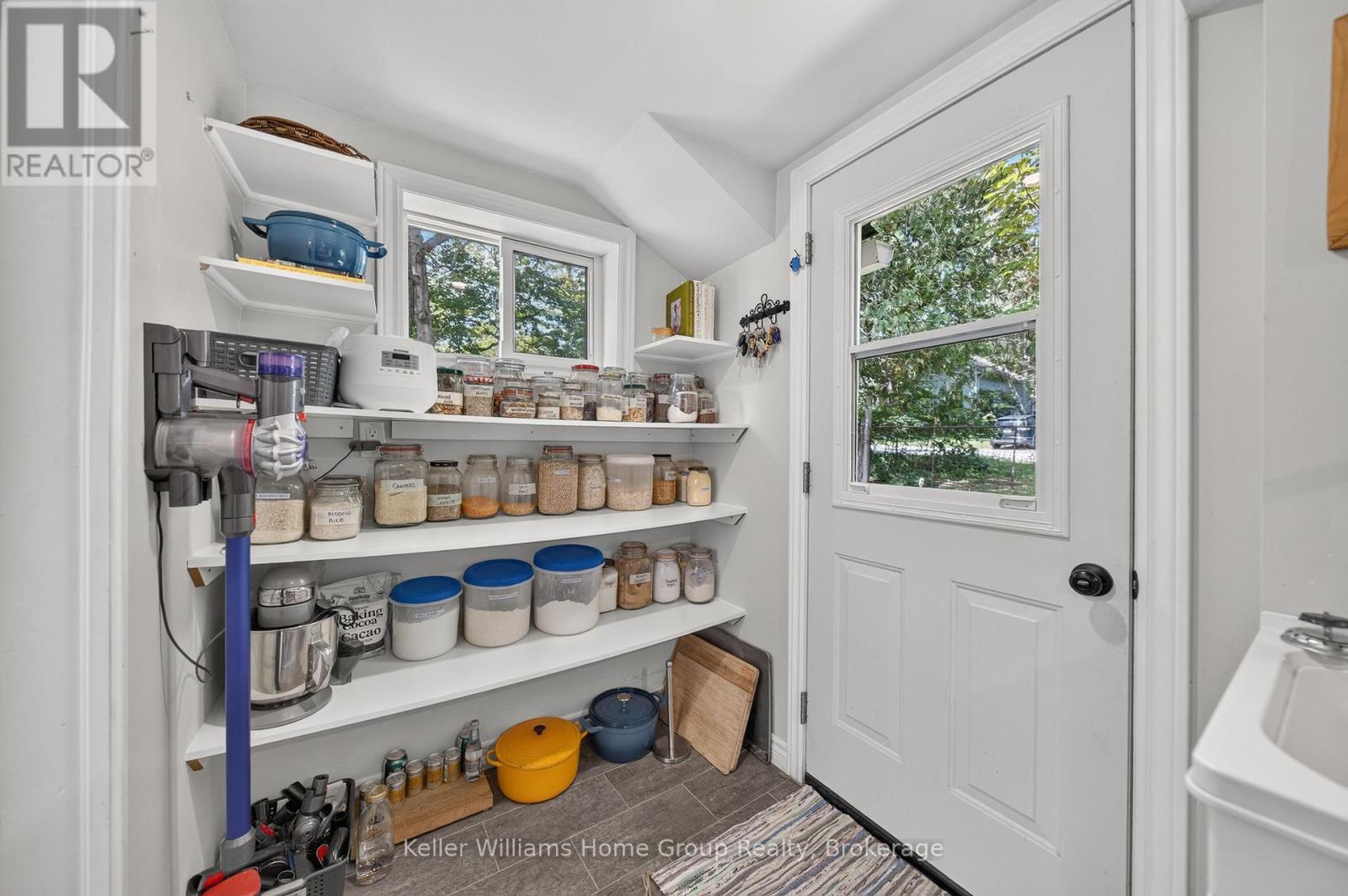 22 Sophia Street Property Photo 24