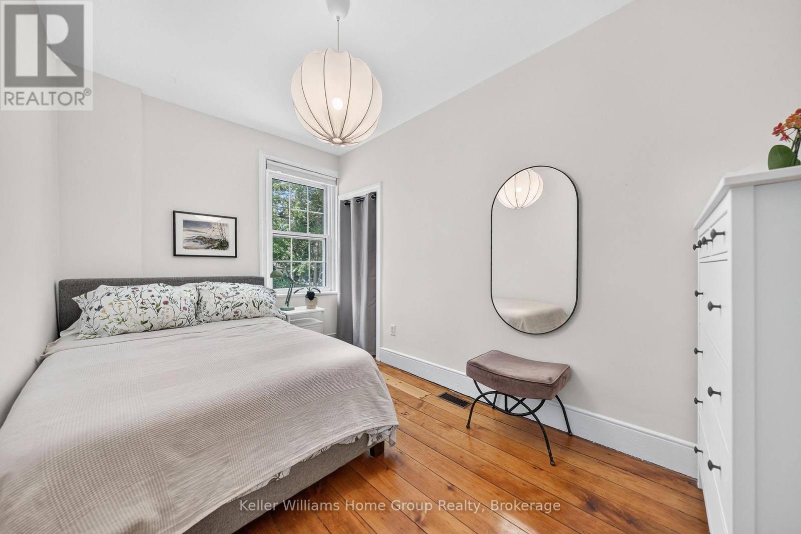 22 Sophia Street Property Photo 29