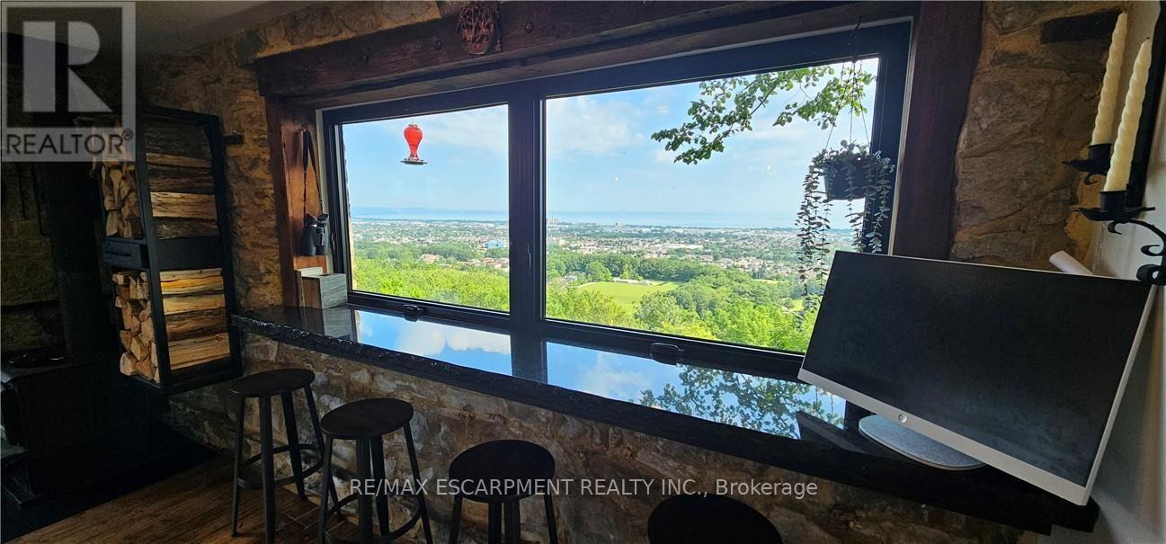665 Ridge Road Property Photo 31