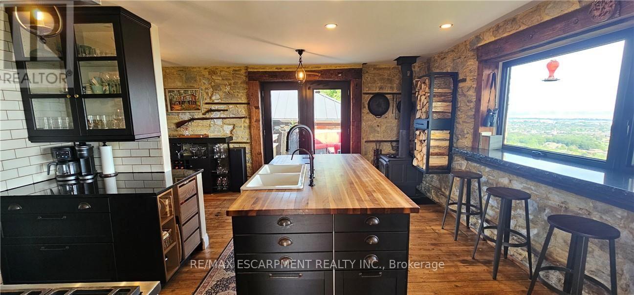 665 Ridge Road Property Photo 38