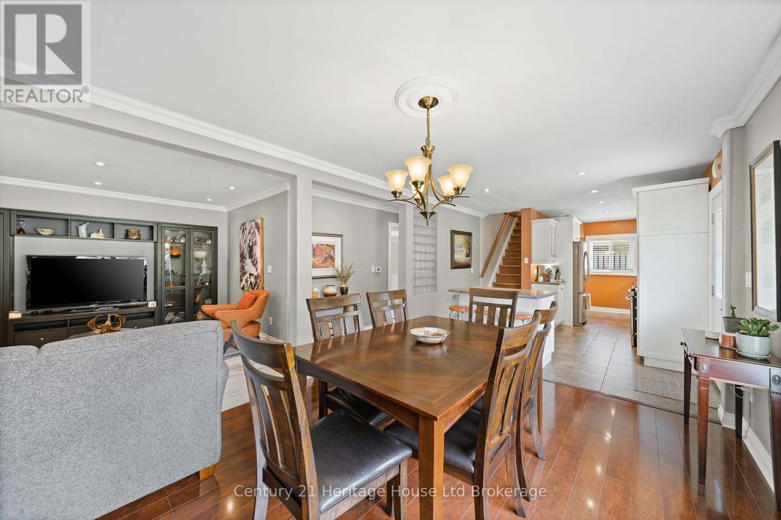 462 Rivercrest Drive Property Photo 11
