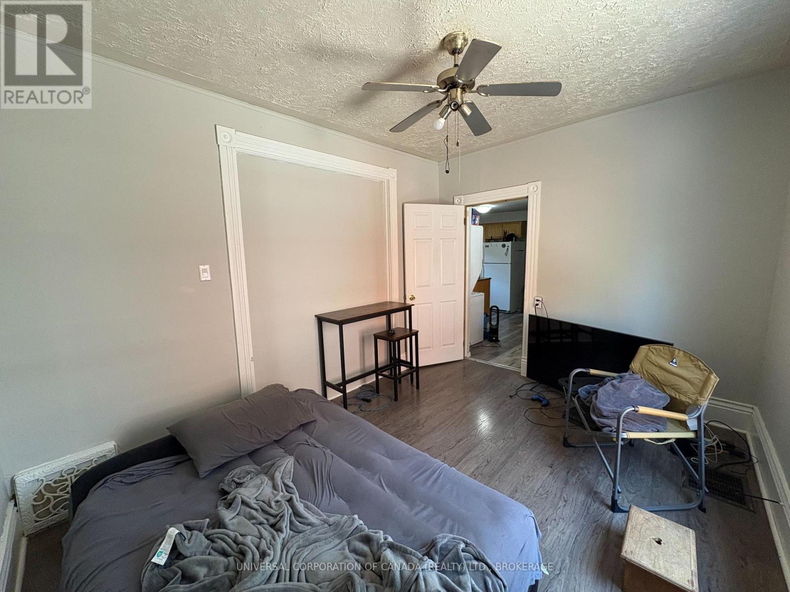 200 Talbot Street E Property Photo 7