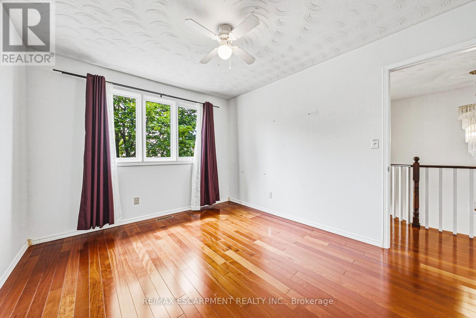 21 Moss Boulevard Property Photo 21