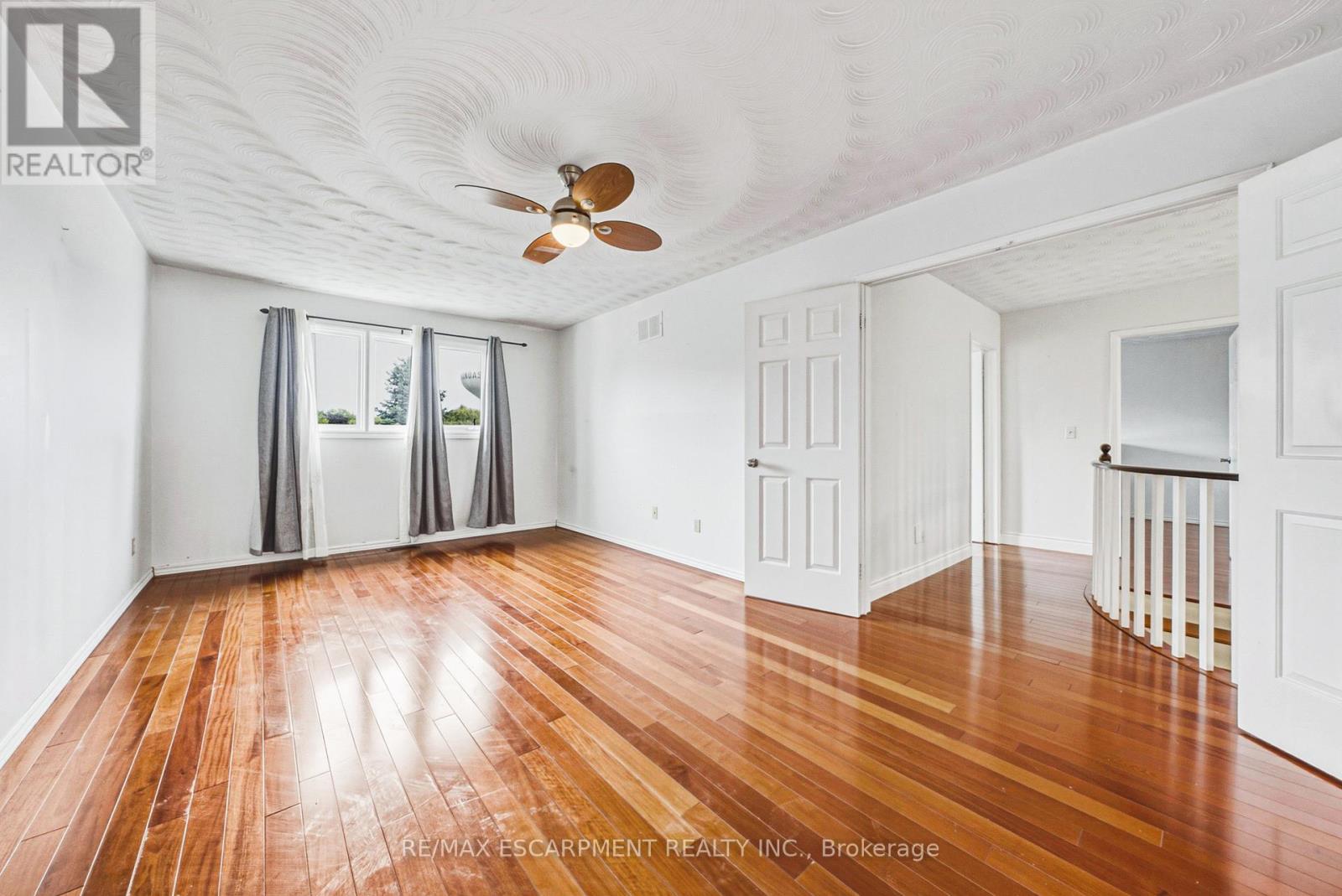 21 Moss Boulevard Property Photo 24