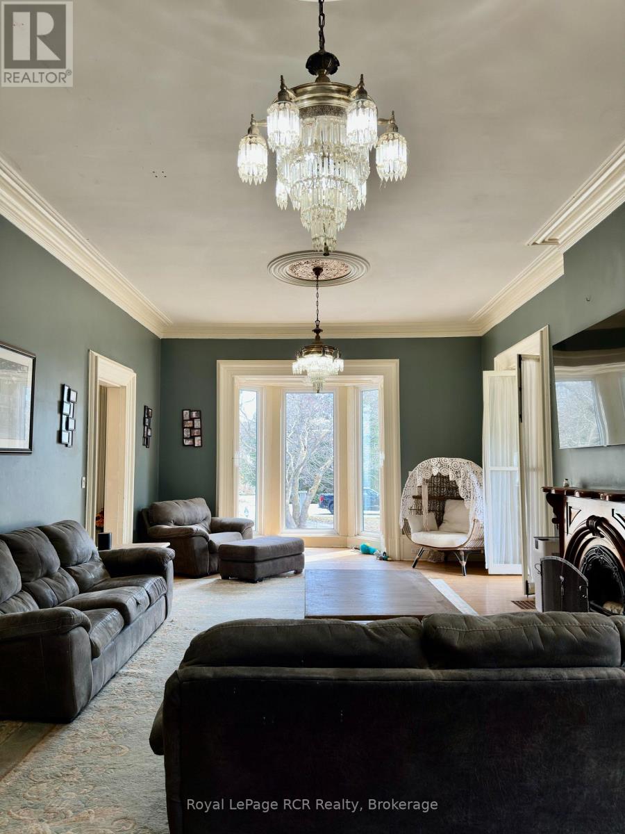 388 Durham Road E Property Photo 16