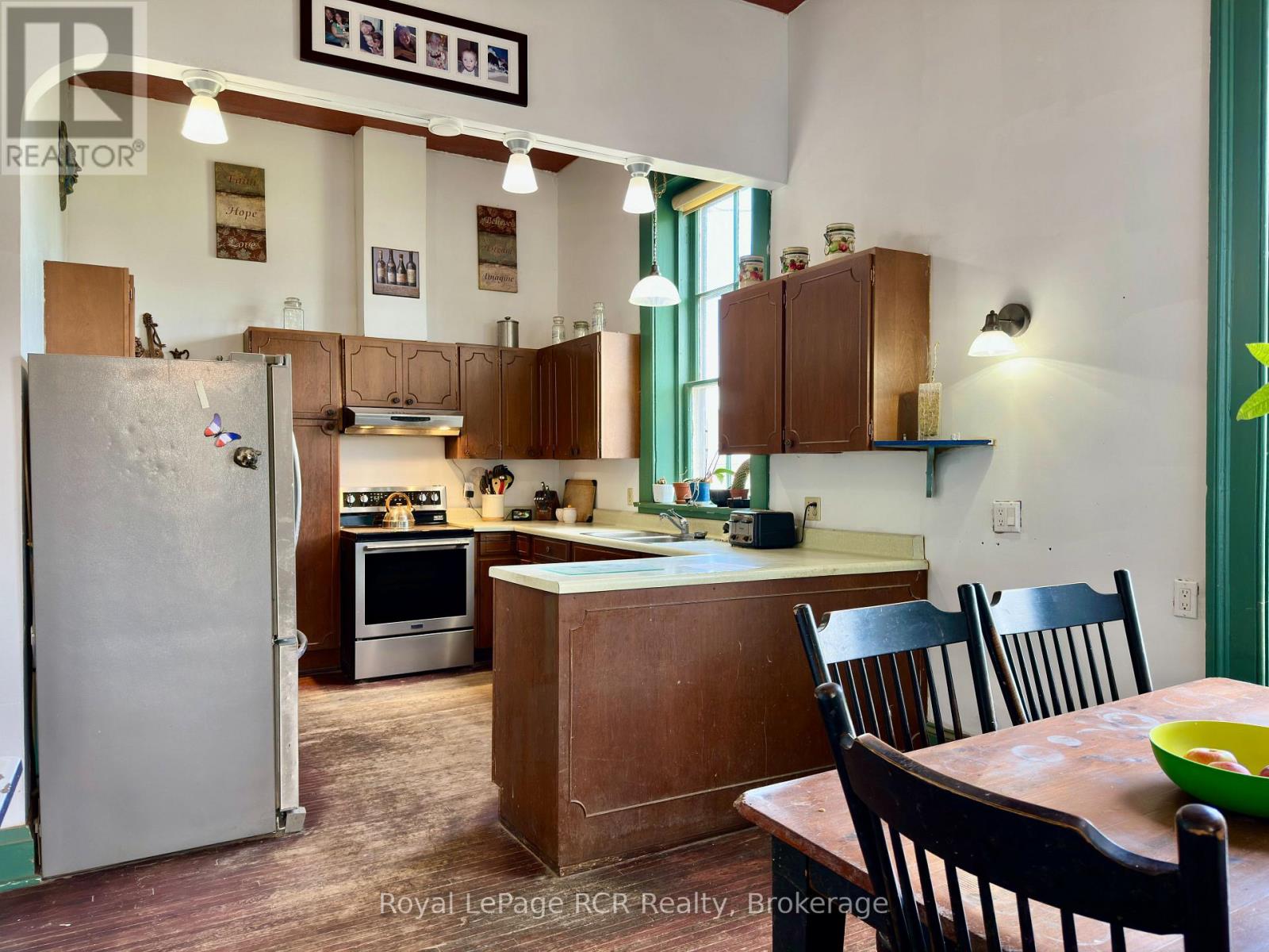 388 Durham Road E Property Photo 22