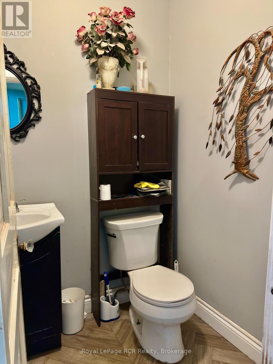388 Durham Road E Property Photo 24