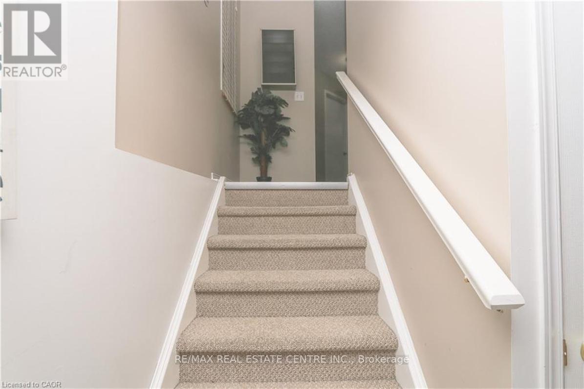 15 Gees Way Property Photo 8