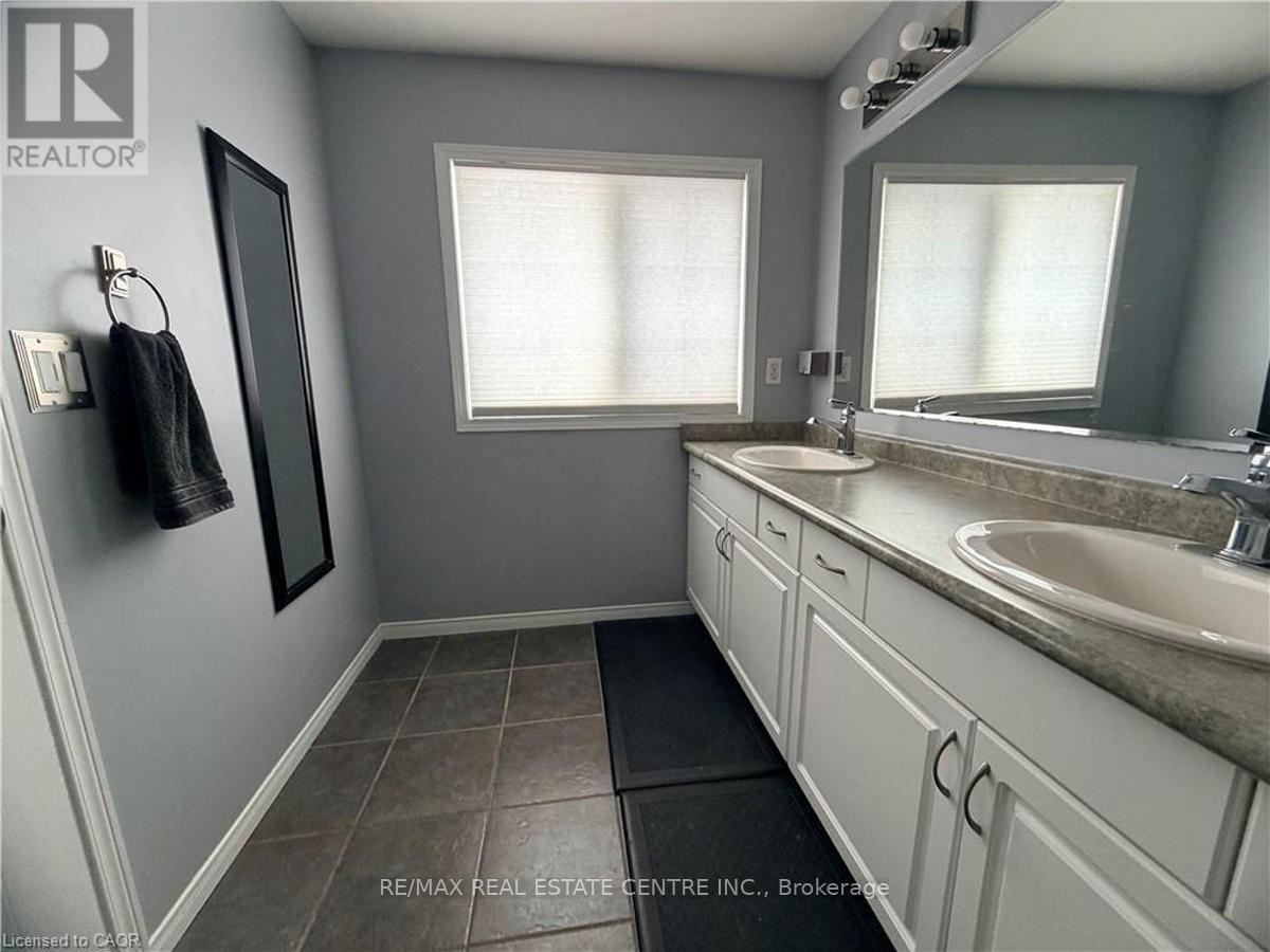 15 Gees Way Property Photo 10