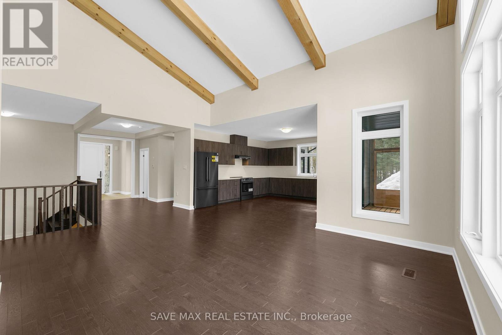 1007 Kingsridge Court Property Photo 20