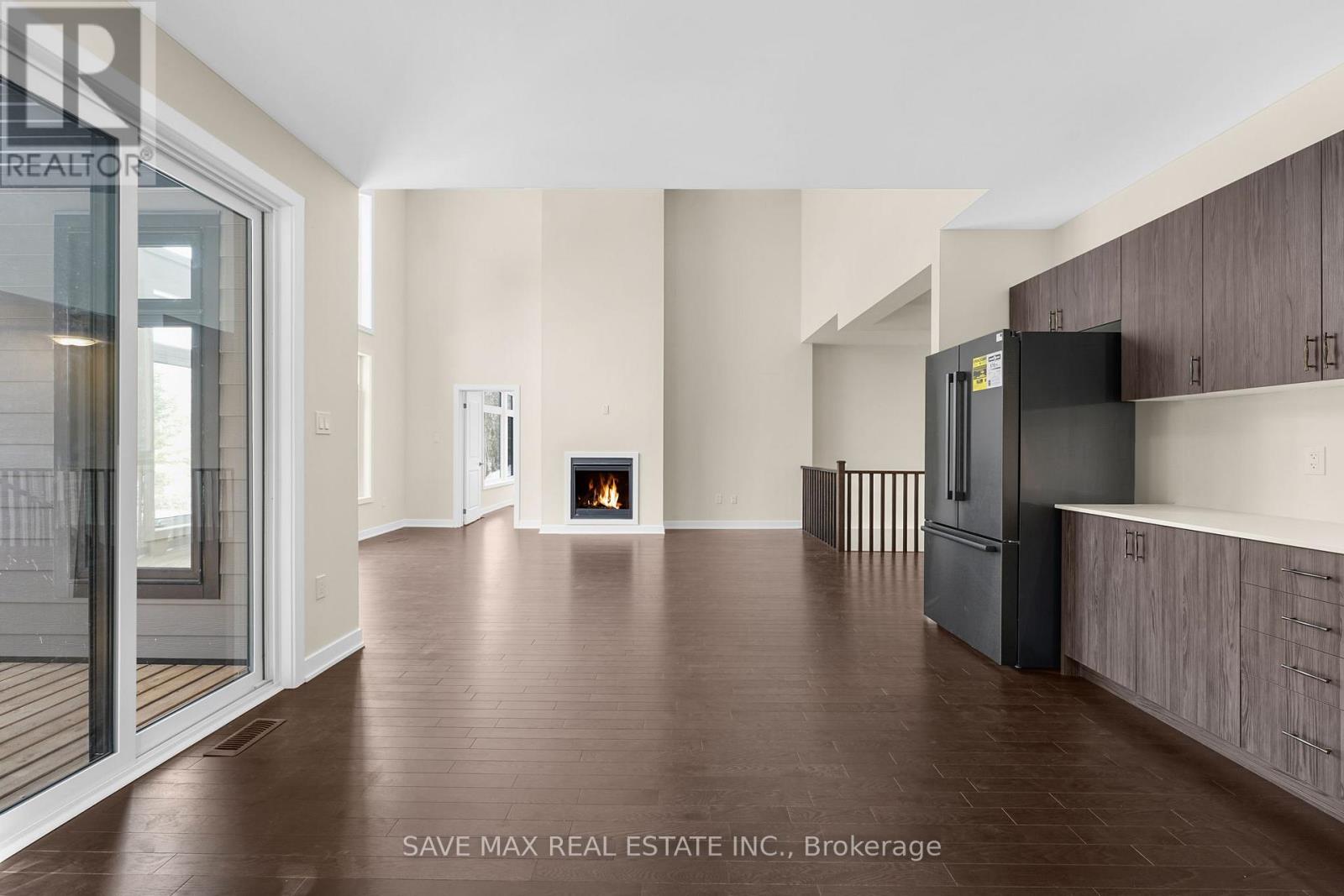 1007 Kingsridge Court Property Photo 24
