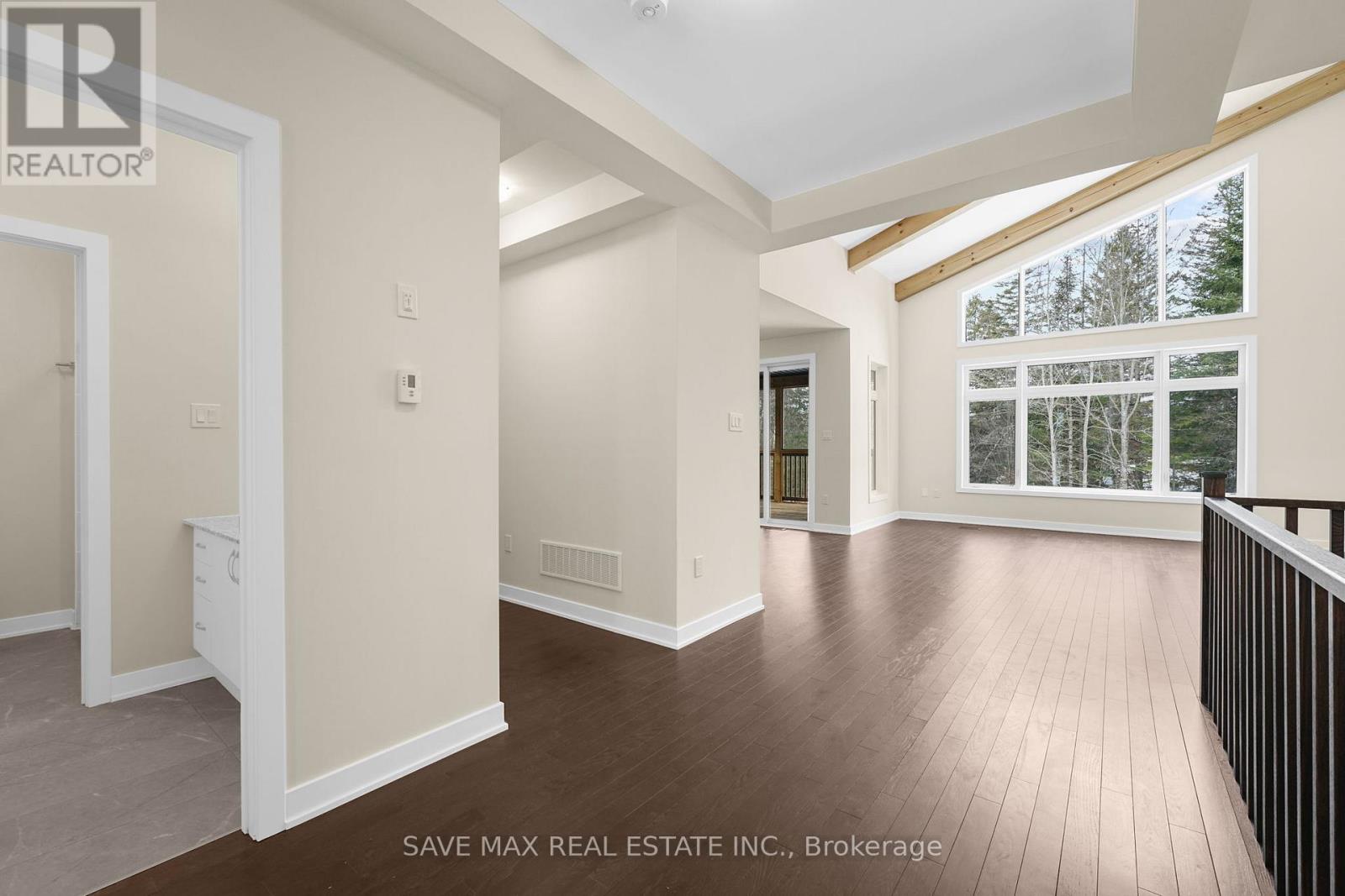 1007 Kingsridge Court Property Photo 32